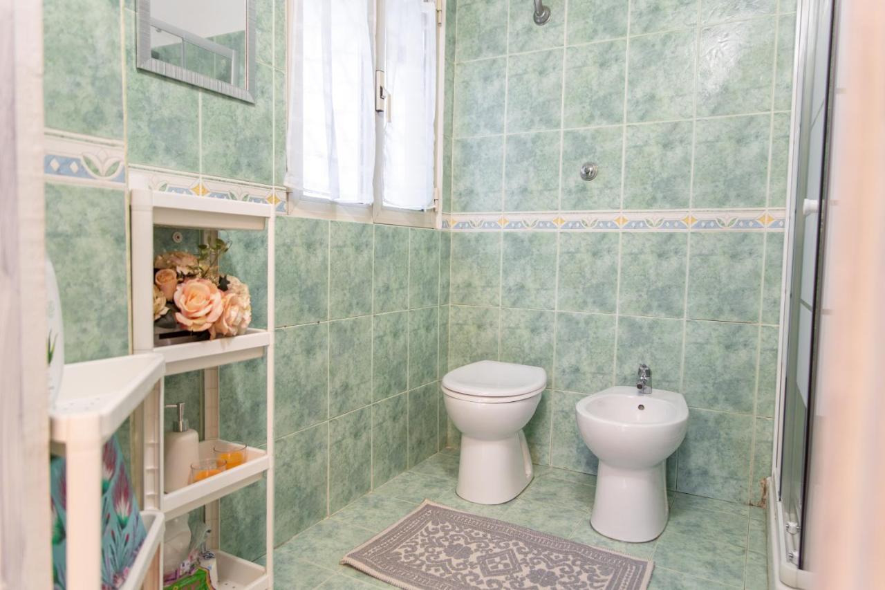 Suite Gli Ulivi Colonna Exterior photo